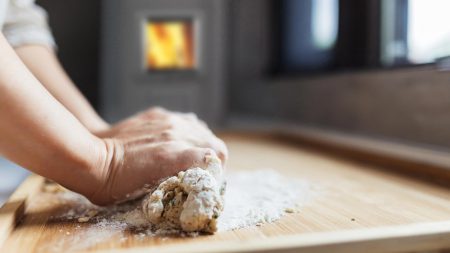 Mit dem Backofen können Sie wie zu Omas Zeiten heizen und kochen